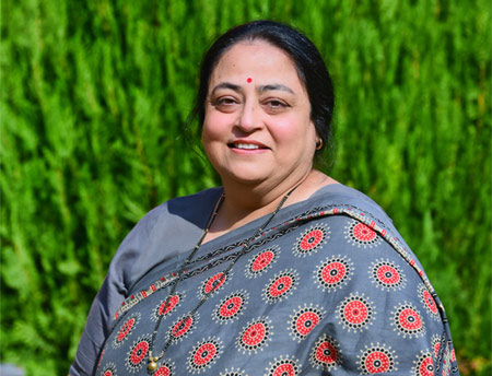 Prof Sangeeta Pranvendra